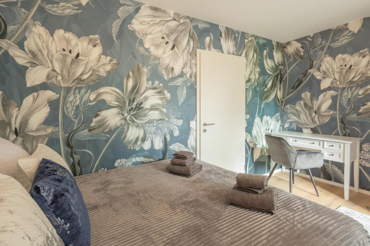 Sweethome - Dah03 - Luxus Pur Apartment, Kueche, Tv